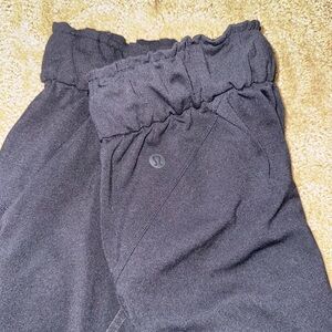 lulu lemon joggers size 8 great condition solid black